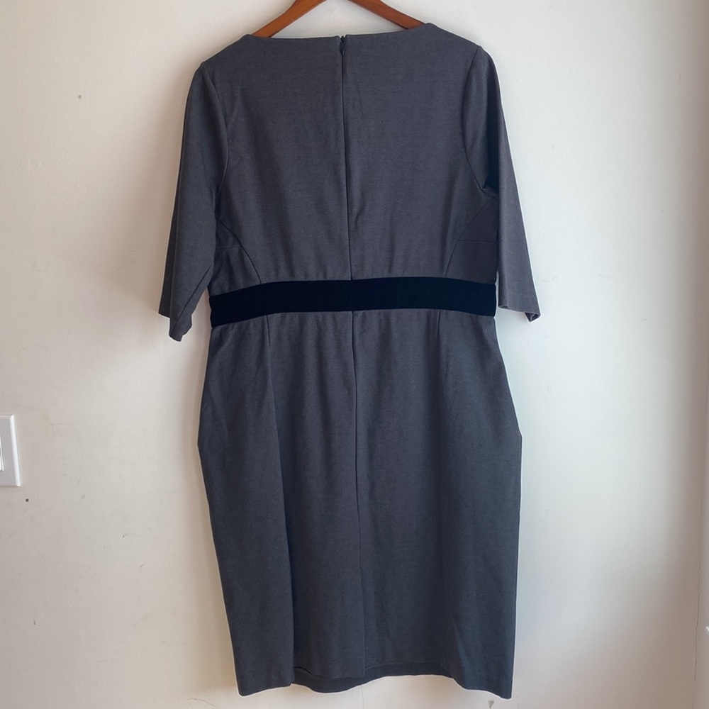 Boden Grey Women's Dress - Picture 7 of 9